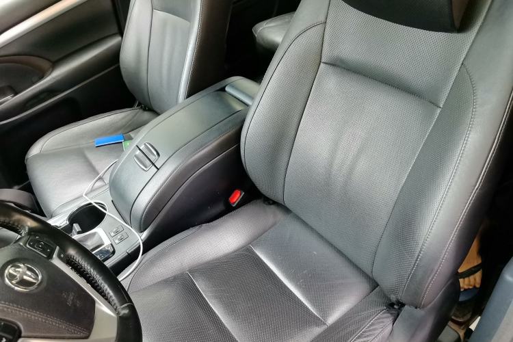 Used Toyota Highlander 2017 2.0T Four-Wheel Drive Black Edition Limited Model Left Front Seat