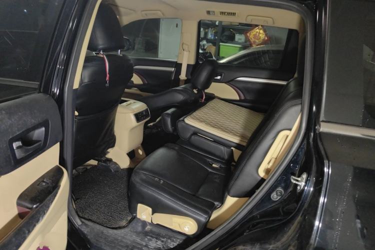 Used Toyota Highlander 2017 2.0T Four-Wheel Drive Elite Edition 7-Seater Left Rear Seat