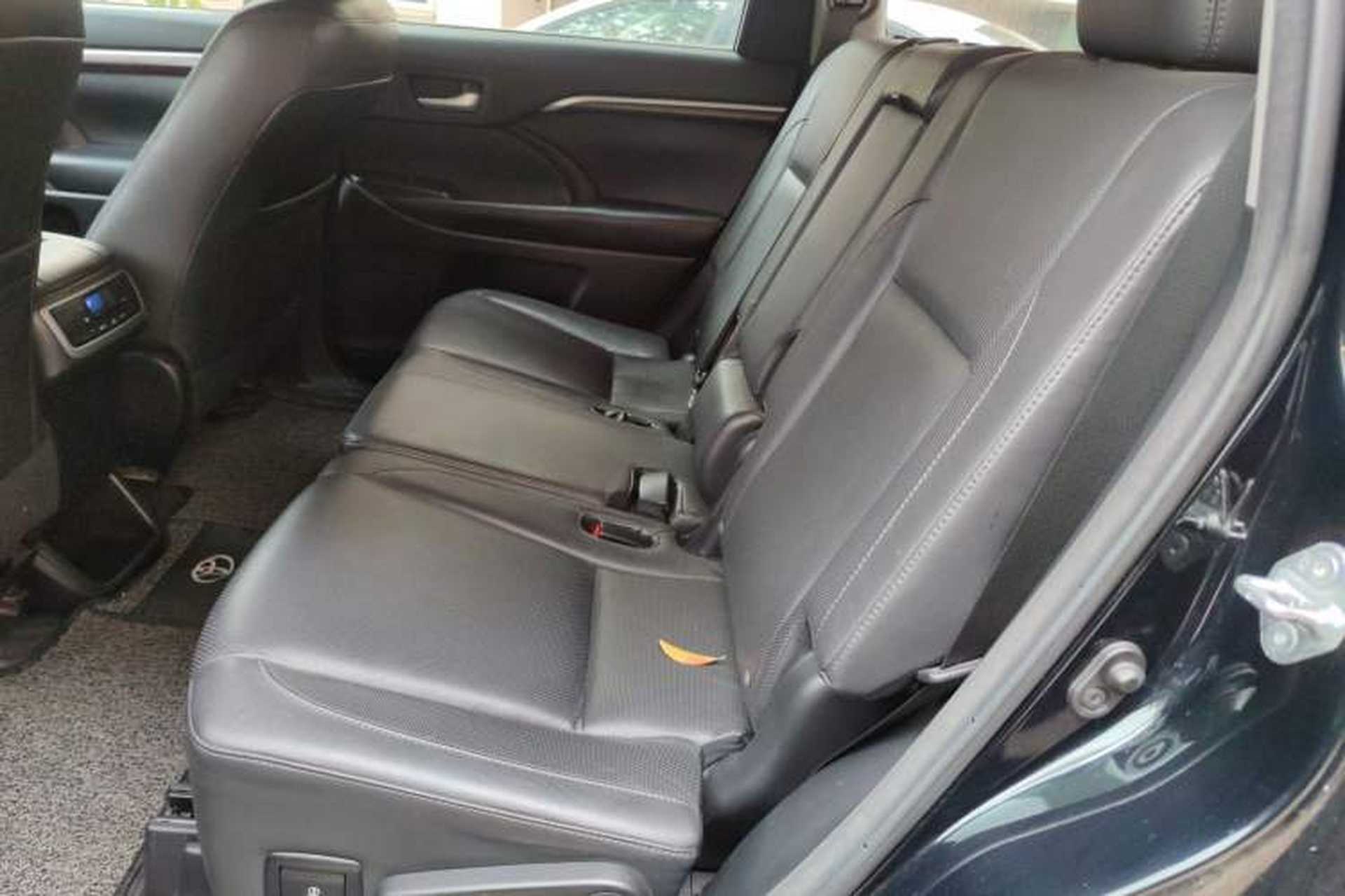 Used Toyota Highlander 2017 2.0T Four-Wheel Drive Ultimate Edition 7 Seats Left Rear Seat