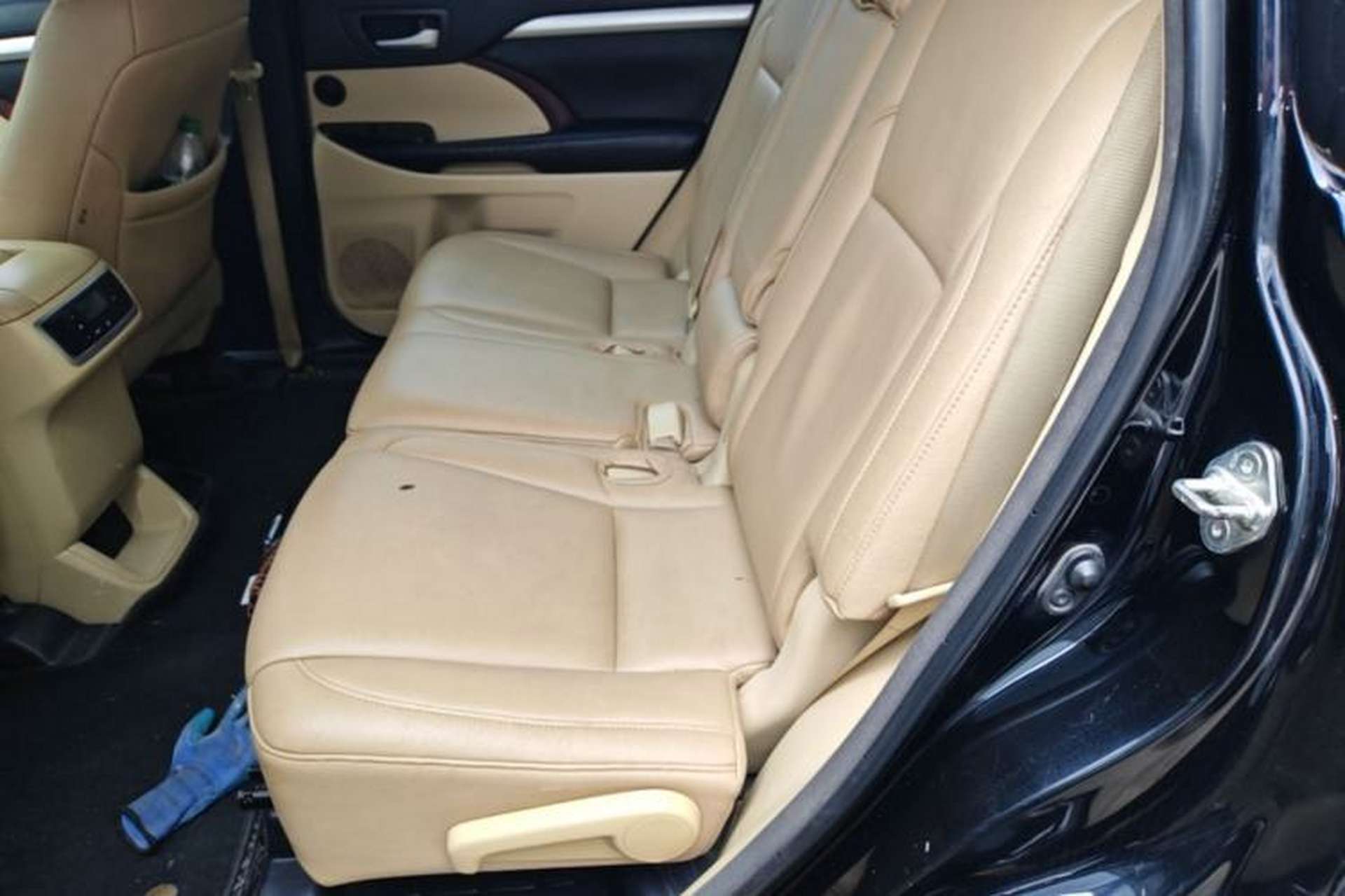 Used Toyota Highlander 2017 2.0T Two-Wheel Drive Elite Edition 5 Seats Left Rear Seat