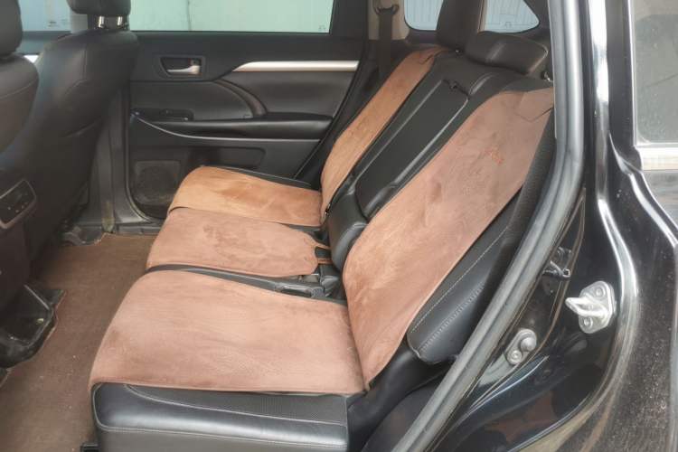 Used Toyota Highlander 2017 2.0T Four-Wheel Drive Luxury Edition 7 Seats Left Rear Seat