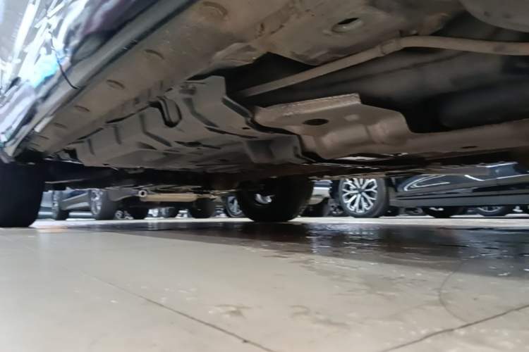 Used Toyota Highlander 2017 2.0T Four-Wheel Drive Luxury Edition 7 Seats Left Side Sill