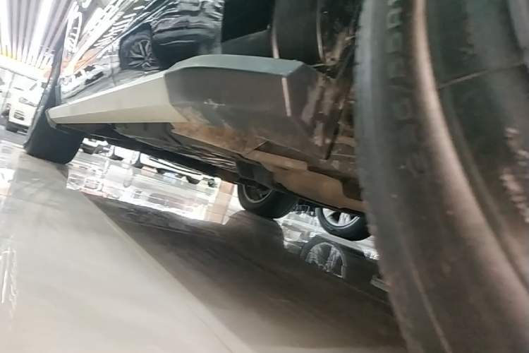 Used Toyota Highlander 2017 2.0T Four-Wheel Drive Luxury Edition 7 Seats Left Side Sill