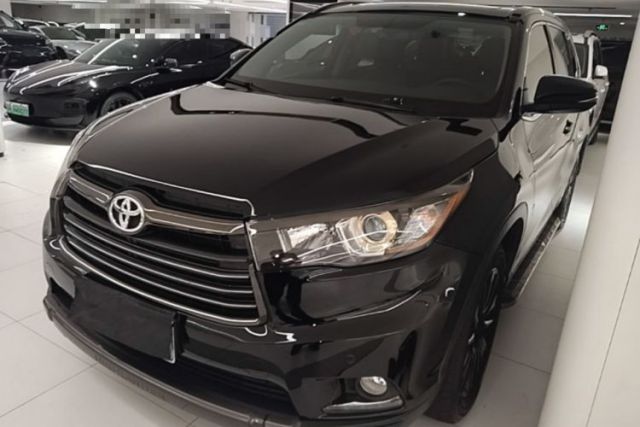 Used Toyota Highlander 2017 2.0T Four-Wheel Drive Black Edition Limited Model