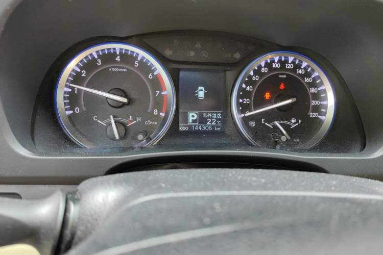 Used Toyota Highlander 2017 2.0T Four-Wheel Drive Elite Edition 7-Seater Odometer Close Up