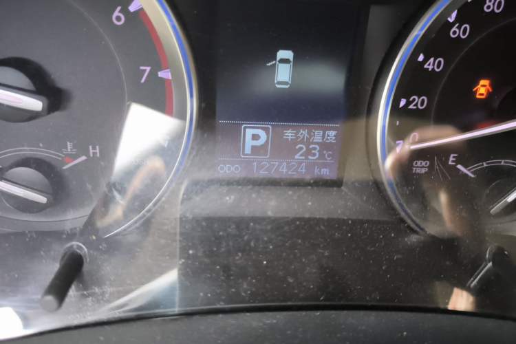 Used Toyota Highlander 2017 2.0T Four-Wheel Drive Elite Edition 7-Seater Odometer Close Up