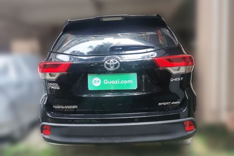 Used Toyota Highlander 2017 2.0T Four-Wheel Drive Luxury Edition 7 Seats Rear