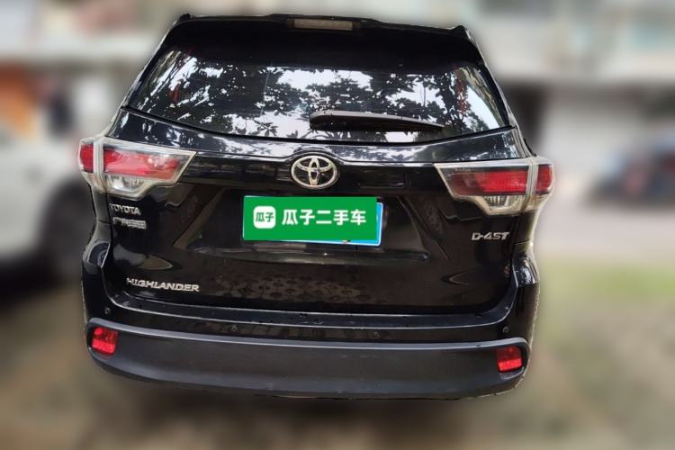 Used Toyota Highlander 2017 2.0T Two-Wheel Drive Elite Edition 5 Seats Rear