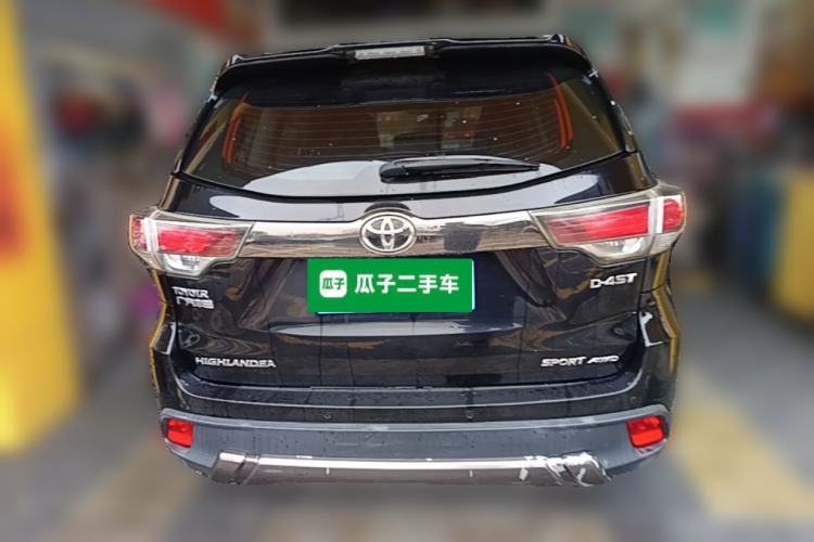 Used Toyota Highlander 2017 2.0T Four-Wheel Drive Black Edition Limited Model Rear