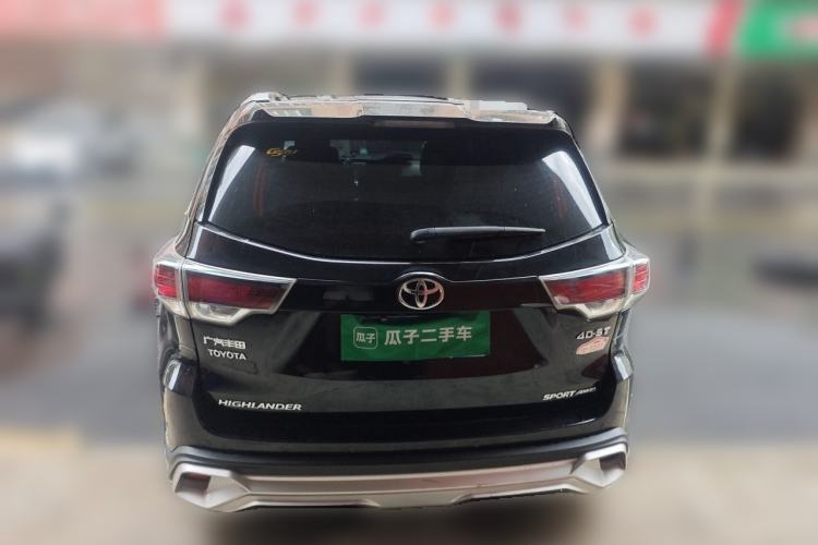 Used Toyota Highlander 2017 2.0T Four-Wheel Drive Luxury Edition 7 Seats Rear