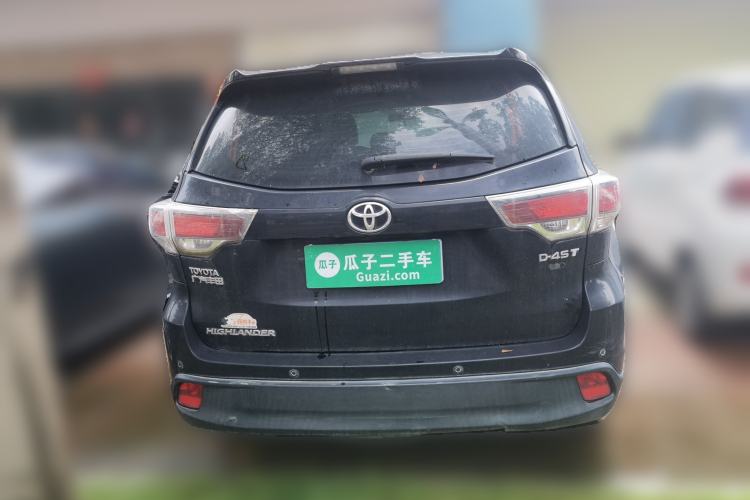Used Toyota Highlander 2017 2.0T Two-Wheel Drive Elite Edition 5 Seats Rear
