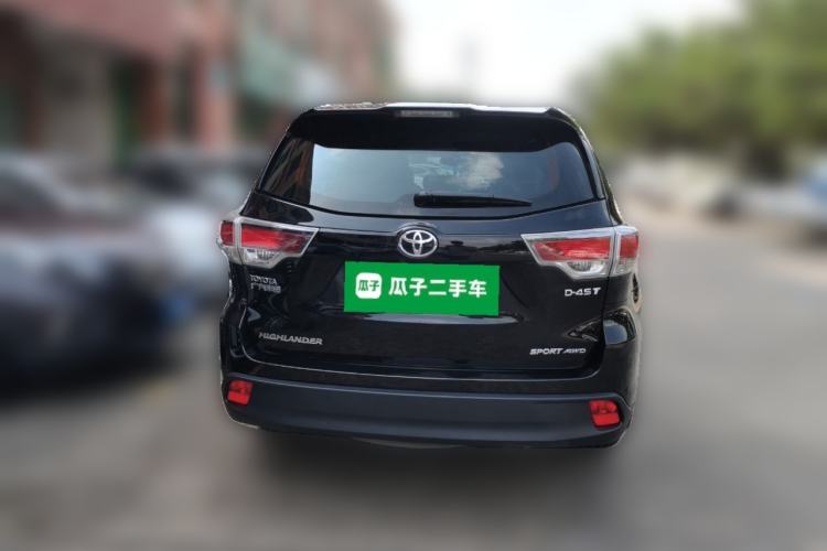 Used Toyota Highlander 2017 2.0T Four-Wheel Drive Luxury Edition 7 Seats Rear