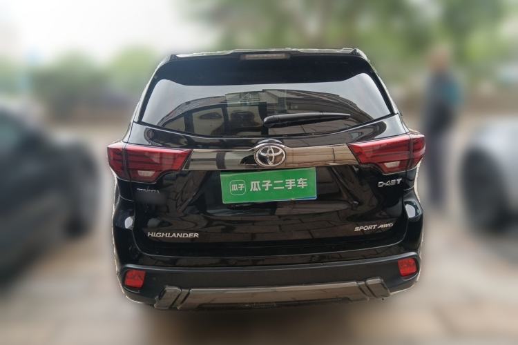 Used Toyota Highlander 2017 2.0T Four-Wheel Drive Black Edition Limited Model Rear