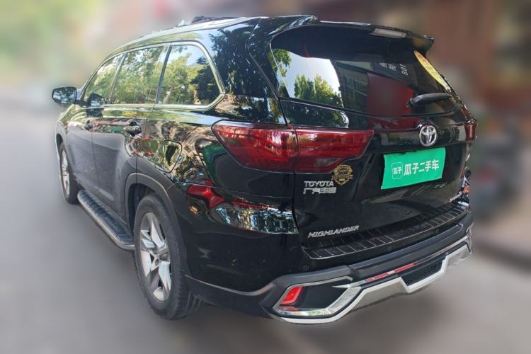 Used Toyota Highlander 2017 2.0T Four-Wheel Drive Luxury Edition 7 Seats Rear Left 45 Deg