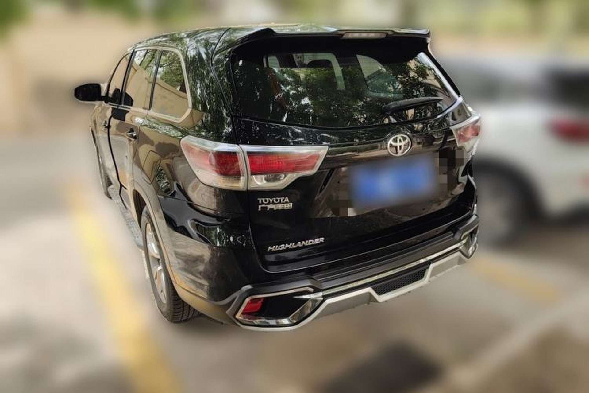 Used Toyota Highlander 2017 2.0T Two-Wheel Drive Elite Version 7 Seats Rear Left 45 Deg