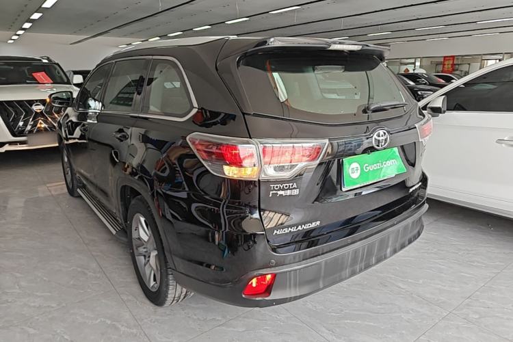Used Toyota Highlander 2017 2.0T Four-Wheel Drive Luxury Edition 7 Seats Rear Left 45 Deg