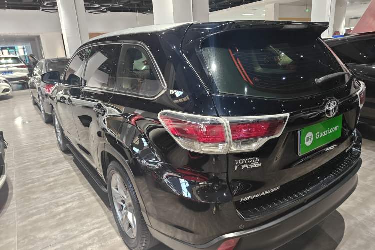 Used Toyota Highlander 2017 2.0T Four-Wheel Drive Luxury Edition 7 Seats Rear Left 45 Deg