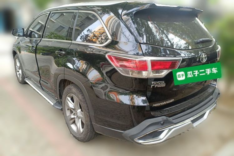 Used Toyota Highlander 2017 2.0T Two-Wheel Drive Luxury Edition 7 Seats Rear Left 45 Deg