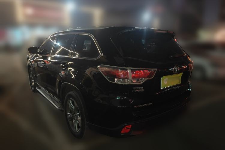 Used Toyota Highlander 2017 2.0T Two-Wheel Drive Luxury Edition 7 Seats Rear Left 45 Deg