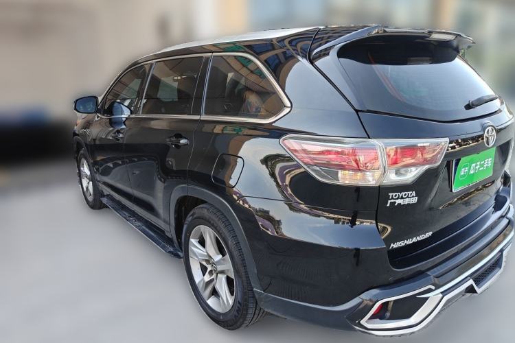 Used Toyota Highlander 2017 2.0T Two-Wheel Drive Luxury Edition 7 Seats Rear Left 45 Deg