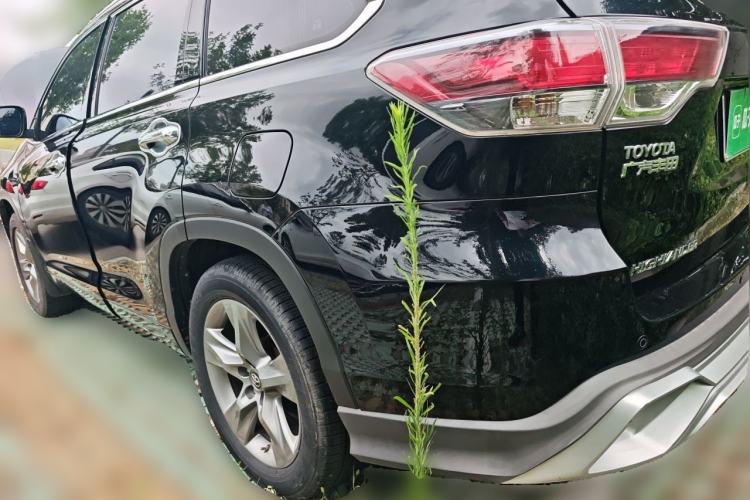 Used Toyota Highlander 2017 2.0T Two-Wheel Drive Luxury Edition 7 Seats Rear Left 45 Deg