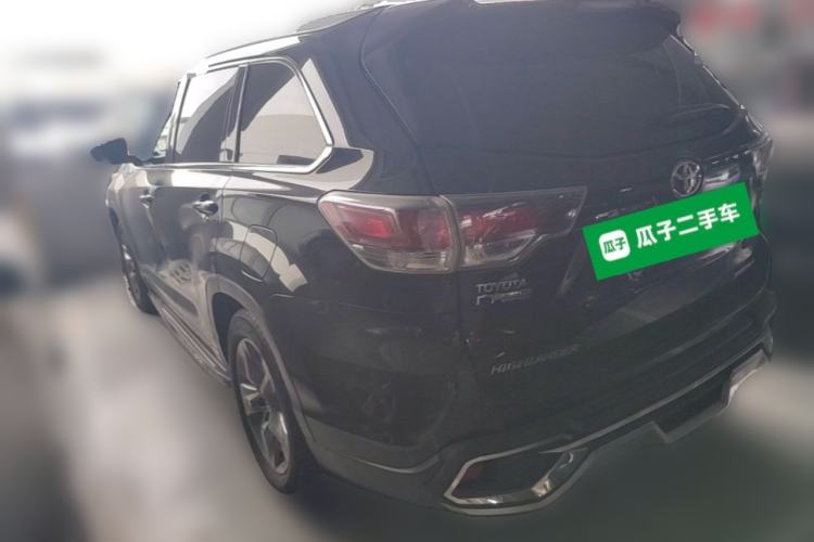 Used Toyota Highlander 2017 2.0T Four-Wheel Drive Luxury Edition 7 Seats Rear Left 45 Deg
