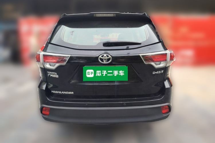 Used Toyota Highlander 2017 2.0T Two-Wheel Drive Elite Edition 5 Seats Rear