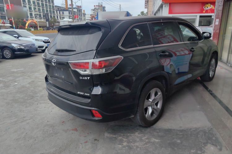 Used Toyota Highlander 2017 2.0T Four-Wheel Drive Luxury Edition 7 Seats Rear Right 45 Deg
