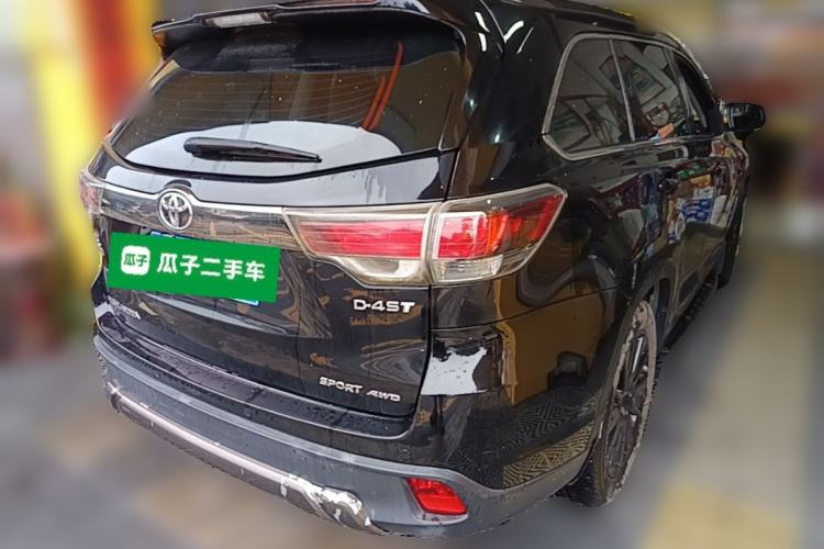 Used Toyota Highlander 2017 2.0T Four-Wheel Drive Black Edition Limited Model Rear Right 45 Deg