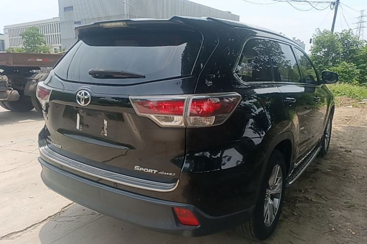 Used Toyota Highlander 2017 2.0T Two-Wheel Drive Elite Version 7 Seats Rear Right 45 Deg
