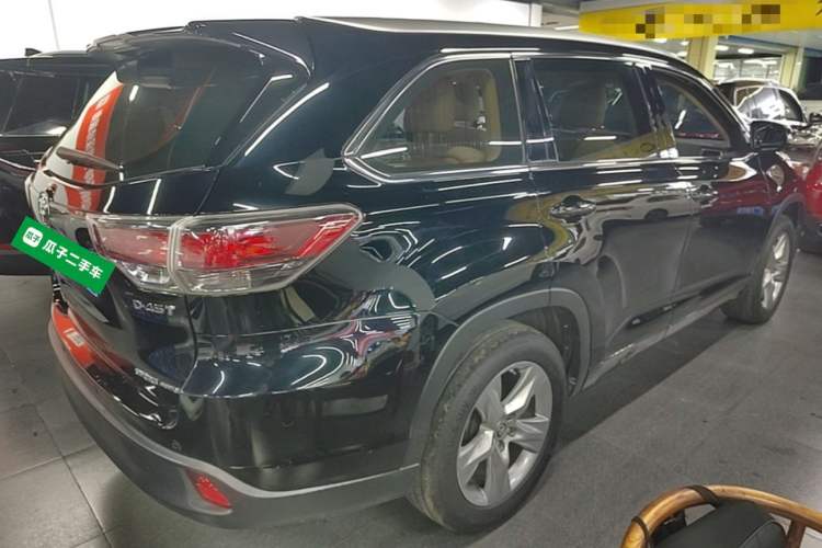 Used Toyota Highlander 2017 2.0T Four-Wheel Drive Luxury Edition 7 Seats Rear Right 45 Deg