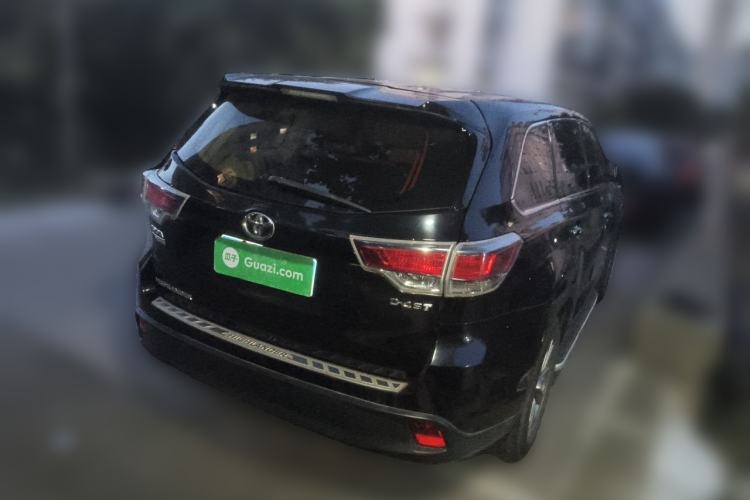 Used Toyota Highlander 2017 2.0T Two-Wheel Drive Elite Edition 5 Seats Rear Right 45 Deg