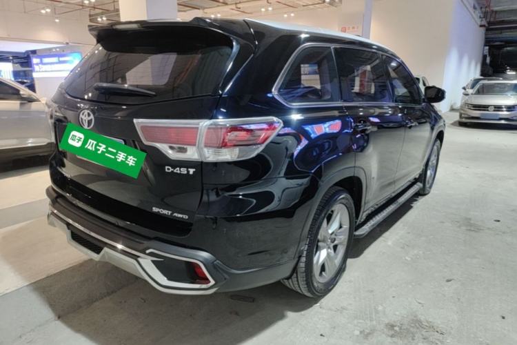 Used Toyota Highlander 2017 2.0T Four-Wheel Drive Luxury Edition 7 Seats Rear Right 45 Deg