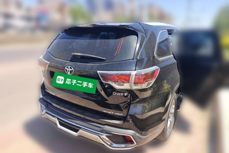 Used Toyota Highlander 2017 2.0T Four-Wheel Drive Luxury Edition 7 Seats Rear Right 45 Deg