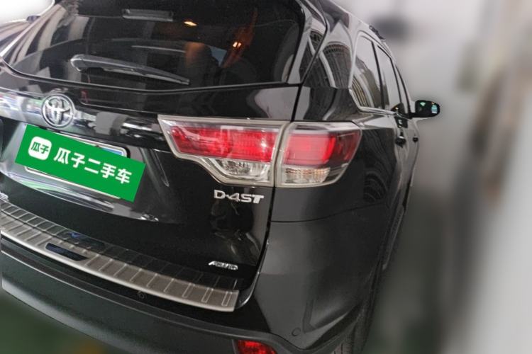 Used Toyota Highlander 2017 2.0T Four-Wheel Drive Elite Edition 7-Seater Rear Right 45 Deg