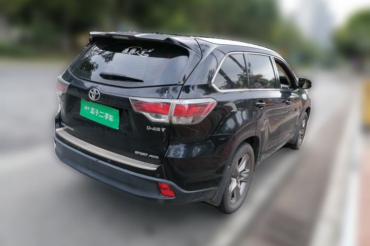 Used Toyota Highlander 2017 2.0T Four-Wheel Drive Luxury Edition 7 Seats Rear Right 45 Deg