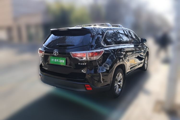 Used Toyota Highlander 2017 2.0T Two-Wheel Drive Elite Edition 5 Seats Rear Right 45 Deg