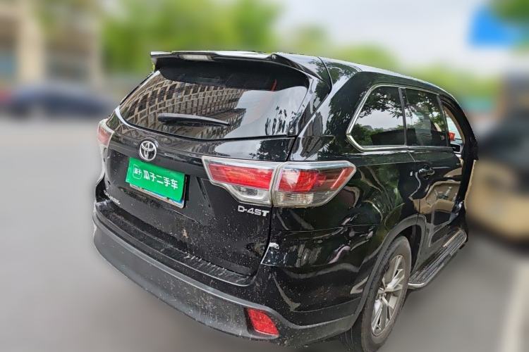 Used Toyota Highlander 2017 2.0T Two-Wheel Drive Elite Version 7 Seats Rear Right 45 Deg