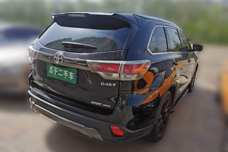 Used Toyota Highlander 2017 2.0T Four-Wheel Drive Black Edition Limited Model Rear Right 45 Deg