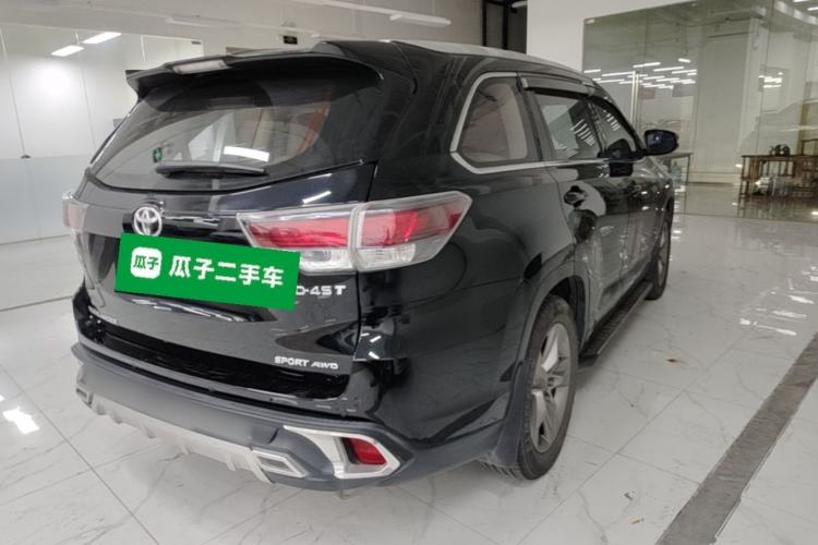 Used Toyota Highlander 2017 2.0T Four-Wheel Drive Luxury Edition 7 Seats Rear Right 45 Deg
