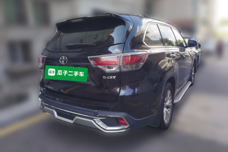 Used Toyota Highlander 2017 2.0T Two-Wheel Drive Elite Edition 5 Seats Rear Right 45 Deg
