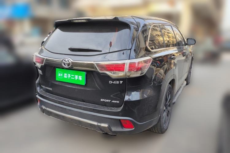 Used Toyota Highlander 2017 2.0T Four-Wheel Drive Black Edition Limited Model Rear Right 45 Deg