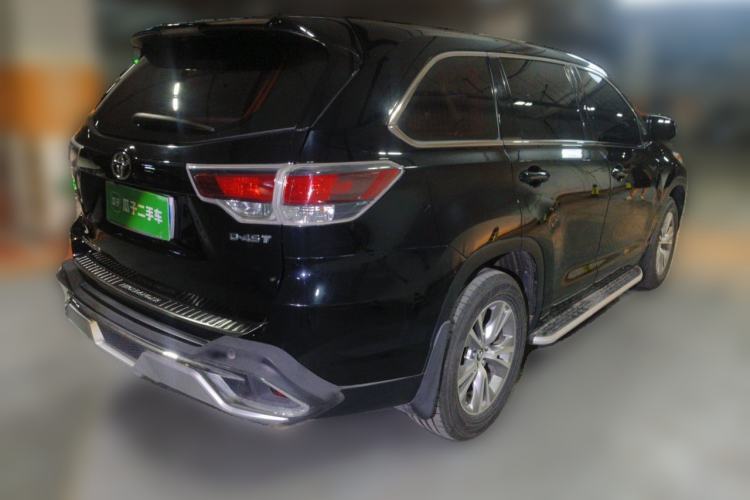 Used Toyota Highlander 2017 2.0T Two-Wheel Drive Elite Edition 5 Seats Rear Right 45 Deg