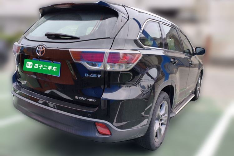 Used Toyota Highlander 2017 2.0T Four-Wheel Drive Luxury Edition 7 Seats Rear Right 45 Deg