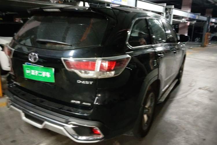 Used Toyota Highlander 2017 2.0T Four-Wheel Drive Luxury Edition 7 Seats Rear Right 45 Deg