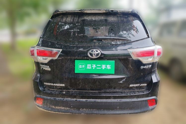 Used Toyota Highlander 2017 2.0T Four-Wheel Drive Luxury Edition 7 Seats Rear
