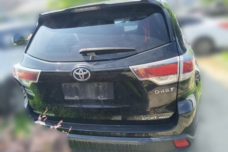 Used Toyota Highlander 2017 2.0T Four-Wheel Drive Luxury Edition 7 Seats Rear