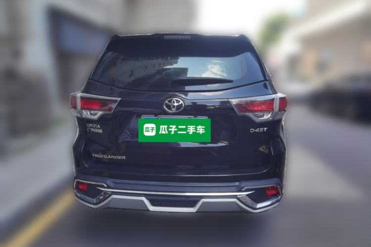 Used Toyota Highlander 2017 2.0T Two-Wheel Drive Elite Edition 5 Seats Rear
