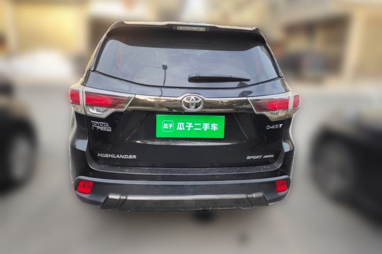 Used Toyota Highlander 2017 2.0T Four-Wheel Drive Black Edition Limited Model Rear