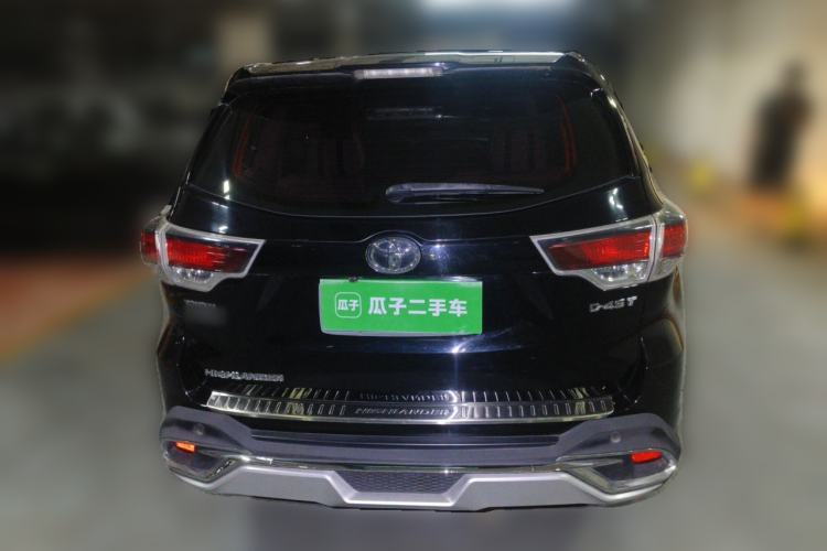 Used Toyota Highlander 2017 2.0T Two-Wheel Drive Elite Edition 5 Seats Rear